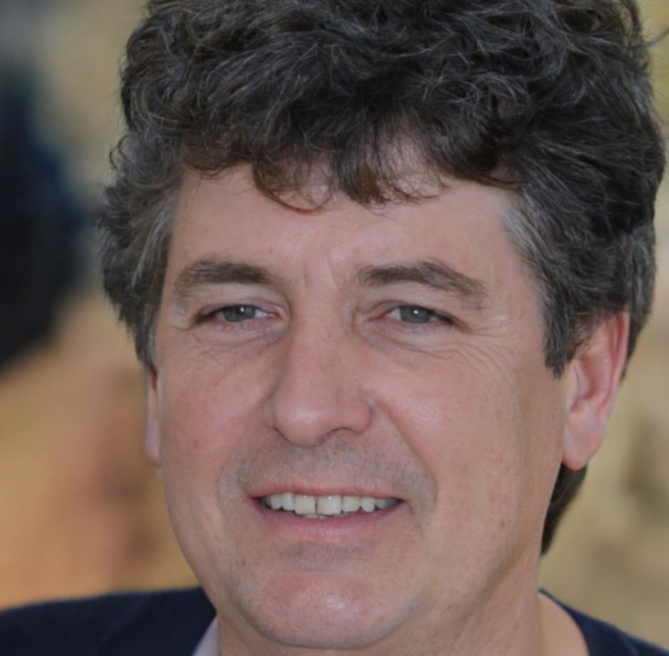 Dr. Miguel Herrera, Director de Investigación
